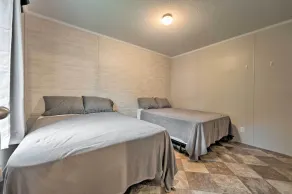 Pet-Friendly Cassopolis Escape w/ Lake Access - Image 4