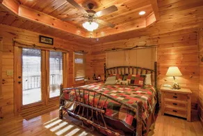 Black Bear Lodge - Cabine supérieure de première classe avec bain à remous et vues fantastiques! - Image 5