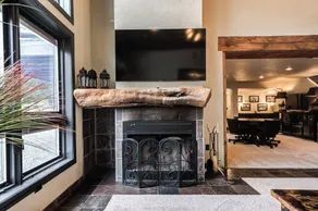The perfect stay- 6 Bedroom, 4 Bath with a  HOT TUB - Image 3
