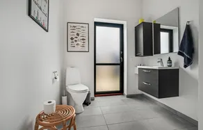 4 Bedroom Gorgeous Home In Fur - Image 2
