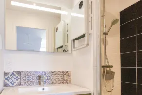 Lumineux appartement 150m de la mer - Image 2