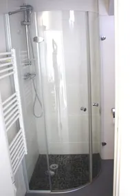 Sea view garden apartment with pool option. Near beach between Nice and Monaco - Image 2