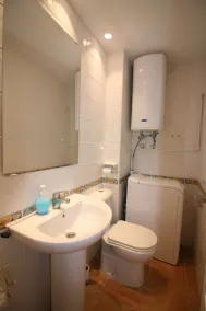 Apartment with pool and sea views. - Image 4