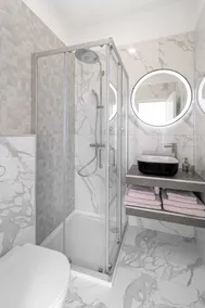 4*Flat in the Heart of the City, Onsite parking, Wifi - Image 3