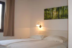 Holiday apartment with pool access and balcony - Image 3