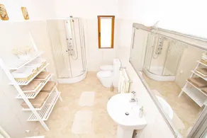 Villa with private pool, 5 km from the beach - Image 3