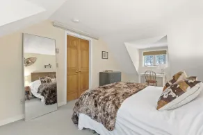Escape to This Ski Retreat Minutes from Stratton's Slopes and Village - Image 5