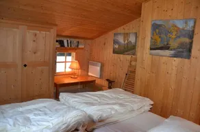 Udenfor: loft lejlighed på 2. sal i en hytte, til 2-4 personer, adgang fra - Image 3