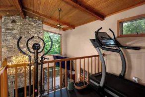 One of a kind, Creek Front Lodge 3 floors, 2 kitchens, long distance views. - Image 3