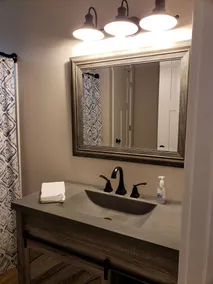 Upper Silver Lake House - Image 3