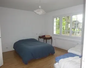 Hus på 200m2 på park på 2500m2 i fred och framför berget - Image 4