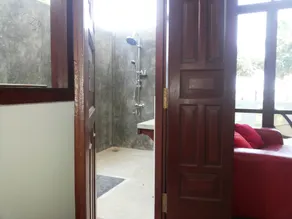 Nirvana Beach Boutique Hotel - Image 4