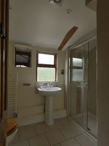 Sommerhus i landlige omgivelser i nærheden af Aylesbury & Milton Keynes med 65 \"tv - Image 4