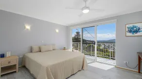Malibu Crescent Head - Image 3