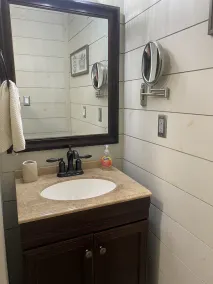 🌟Cozy Mountain Cottage w/ Hot Tub & Porch Swing Bed🌟 - Image 4