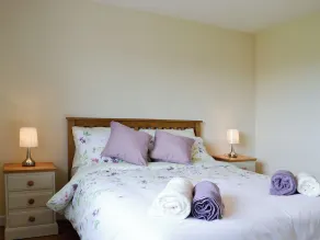 2 bedroom accommodation in Pen-y-Bont, near Llandrindod Wells - Image 5