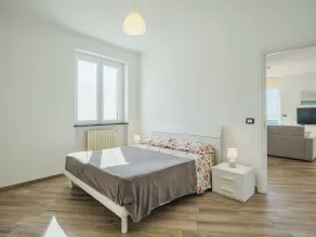 Beautiful private villa for 3 people with A/C, WIFI, TV, patio and pets allowed - Image 5