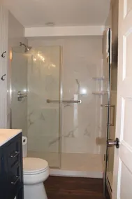 Discover Your Perfect Getaway! Beautiful Scenic Lakefront Condo - Image 3