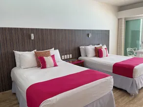 OVA Apartments Cancun - Image 5