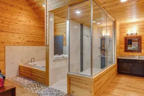Romantic Cabin w Sauna/Jacuzzi/ Pool Table/Hot Tub - Image 4