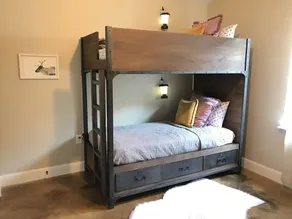 Charming Private Living Space With Bunk Beds - Image 4