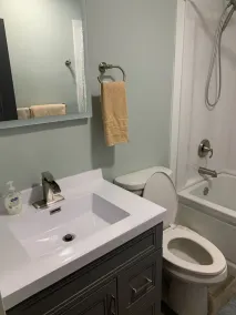Crystal Mtn Condo, walk to lift,  soaking tub, short drive to Iron Fish & Lk MI - Image 2