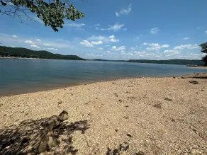 Panoramic Lakeviews! Direct Lakefront Access! Gentle sloping beach!  4 Kayaks! - Image 5