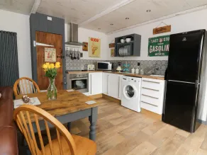 Foxley Wood Cottage, SPIXWORTH - Image 5