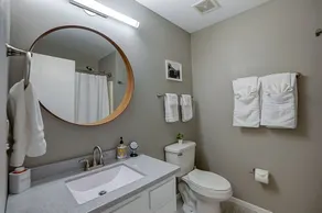 ChampionHill - Pick & Roll into Spooky Nook 2BD Townhome with Off Street Parking - Image 4