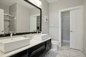 River House Apartments  - Image 3