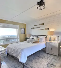 Sculpin Studio - Steps to Beach - Ocean View, Dog Friendly! - Image 4