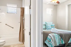 Sunshine Serendipity 4 Bedroom Apts by RedAwning - Image 2