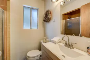 Whispering Pines Cabin - Family and pet Friendly Abode - Image 3