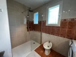 Cozy House with Garden near Thermes du Connétable - 2 BR, Fully Equipped, WiFi, Sleeps 4 - Image 4