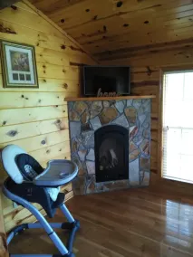 Holidays are over!!! Come relax and unwind at Magnificent Views in Murphy!!! - Image 2