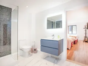 2 bedroom accommodation in Over Stowey, near Bridgwater - Image 5