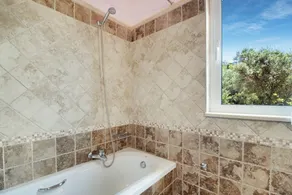 Villa 'Belvedere Rosa' avec vue sur la mer, piscine, terrasse et Wi-Fi - Image 3