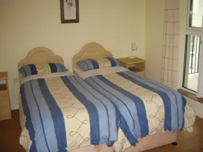 Appartement vue mer situé en bord de mer près du village de Salthill - Image 3
