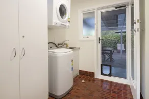 Dunsborough Cottage in Peron Ave - Image 2
