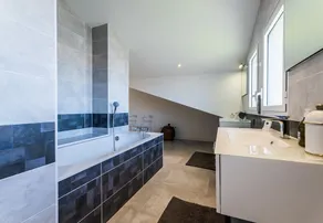 KEYWEEK IRRIKA Duplex Apartment facing the ocean with terrace in Bidart - Image 4