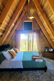 \"Lady A\"-frame Glamping Cabin @Nolichucky River near Smoky Mtns. - Image 3