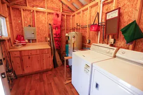 Lakeside Pine Cone Cabin 30' private beach & dock, Fireplace , Kayaks, Canoe - Image 2