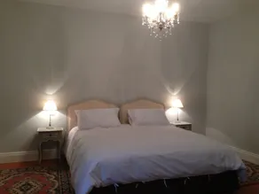 Luksuriøs bondegård Gite beliggende i rolige og smukke grunde med Vineyard - Image 4