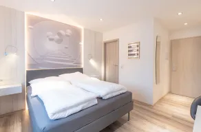 Appartement-Appartement-Salle de bain privée-Vue sur Jardin-Zimmer 103 - Image 3