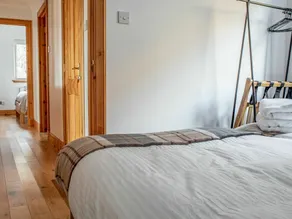 Wonderful private villa for 6 guests with TV - Image 4