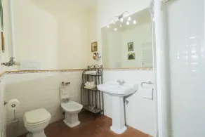 IHRE VILLA IN ROM !! TOP !!  Wein und gutes Essen !! AIR COND. PARKPLATZ - GRILLPLATZ - Image 4