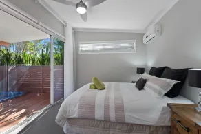 Luxurious, private cottage for couples with heated spa - Image 5