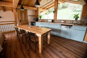 Chalet de Standing facing the mountains - Image 5