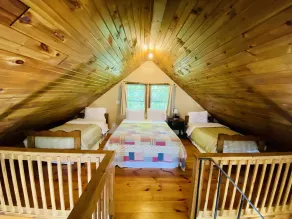 Rustic riverfront cabin- 15 minutes from the Cog Railway and Crawford Notch. - Image 3