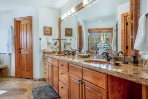 Private Hot Tub, 2 Living Areas with Fireplaces, Kitchen and Kitchenette, New Listing - Image 2